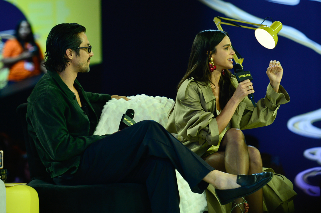 Bruna Marquezine E Rômulo Estrela