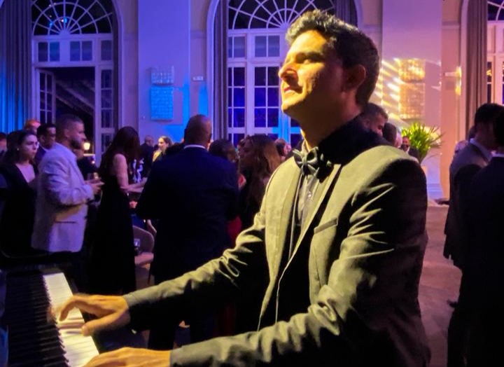 Pianista Paulo Rodrigo integra a programação do Momento Latam Trade 2025, no Palácio Tangará