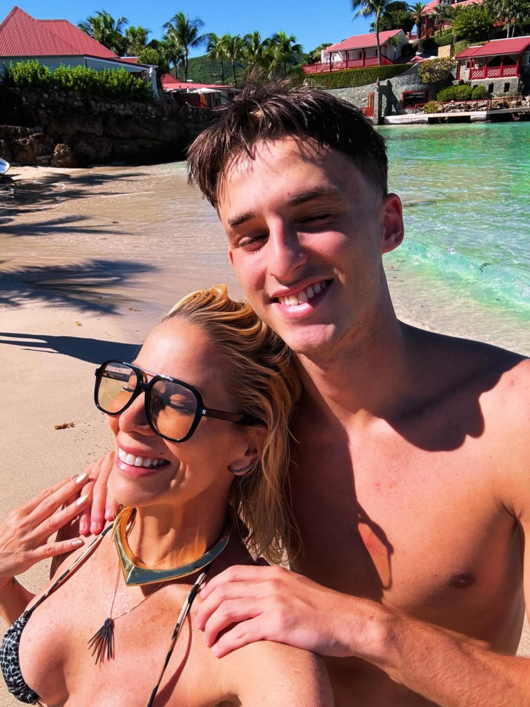 Chegando 💦 St. Barth 💎tks @csudigital @caiofischer (1)