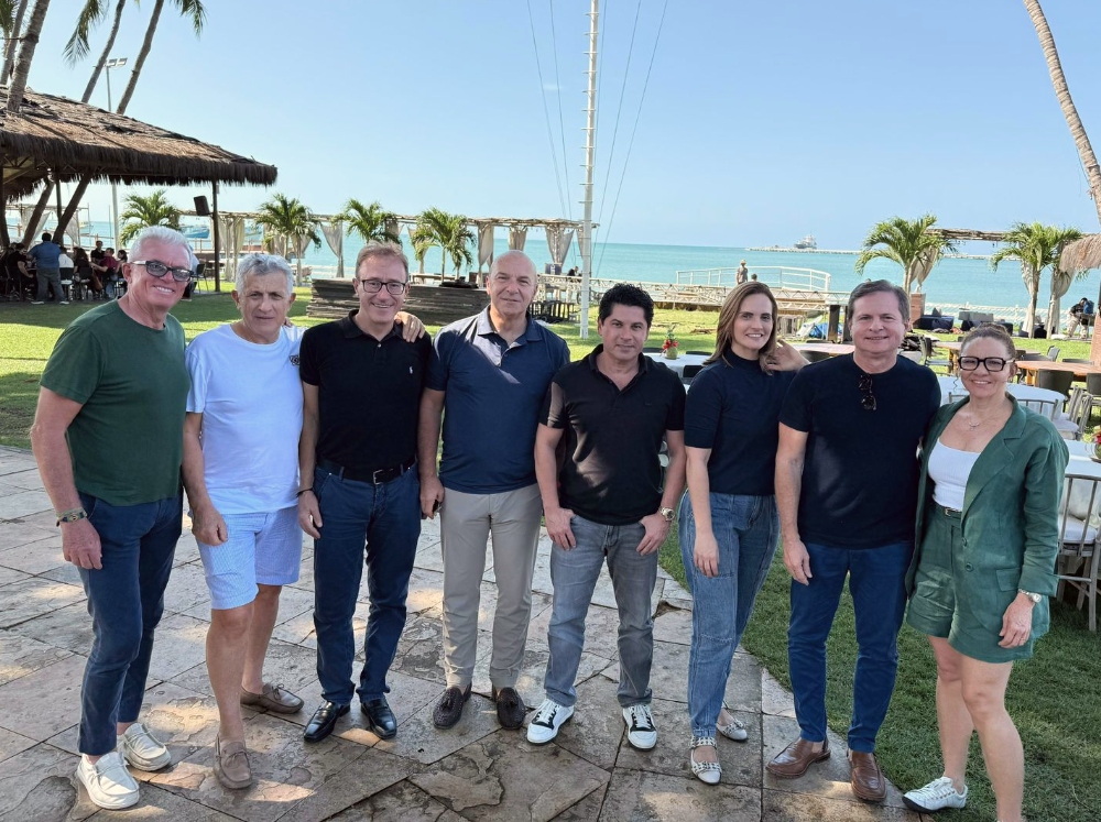 Comodoro Pompeu Vasconcelos recebe diretoria do Yacht Club Porto Rotondo