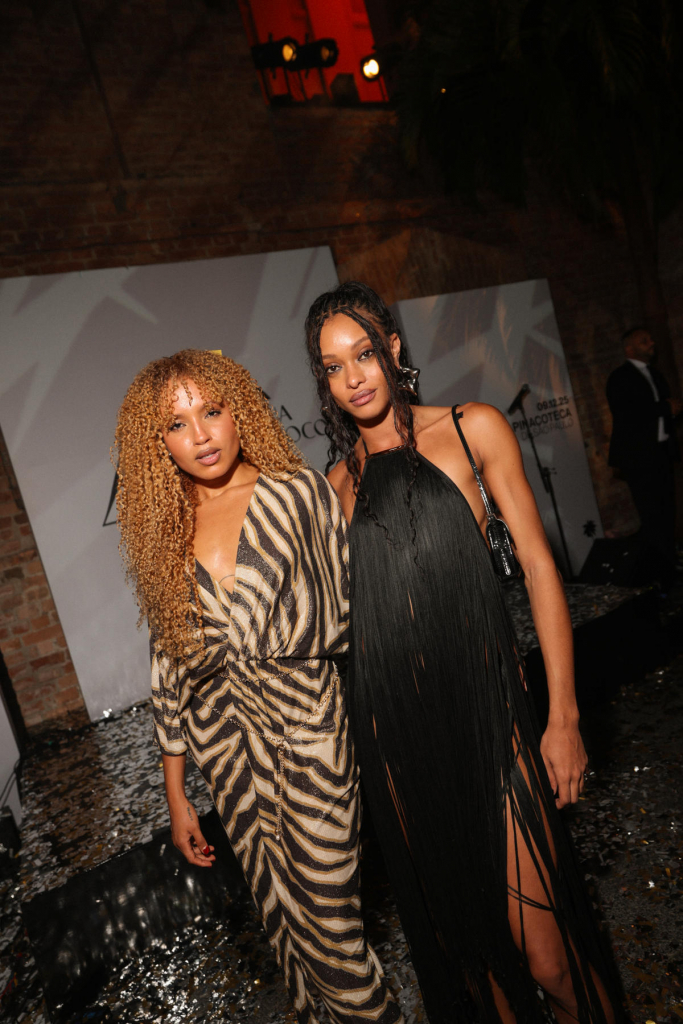 Cris Paladino E Samile Foto Nicolas Calligaro