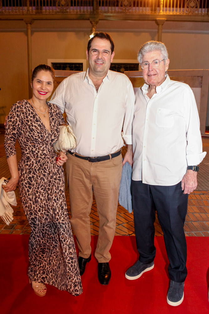 Cristiana, Antônio Lúcio E Lúcio Carneiro