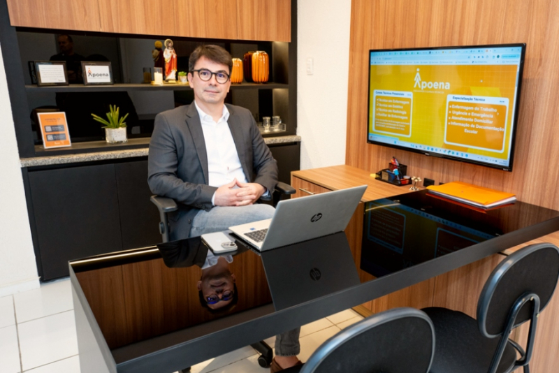 Apoena acelera carreiras e tem alta busca por seu curso de transações imobiliárias