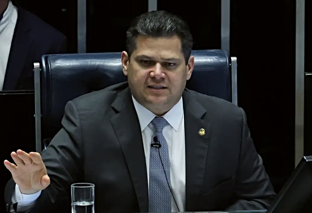 Davi Alcolumbre envia ‘PL da Dosimetria’ para apreciação pela CCJ do Senado