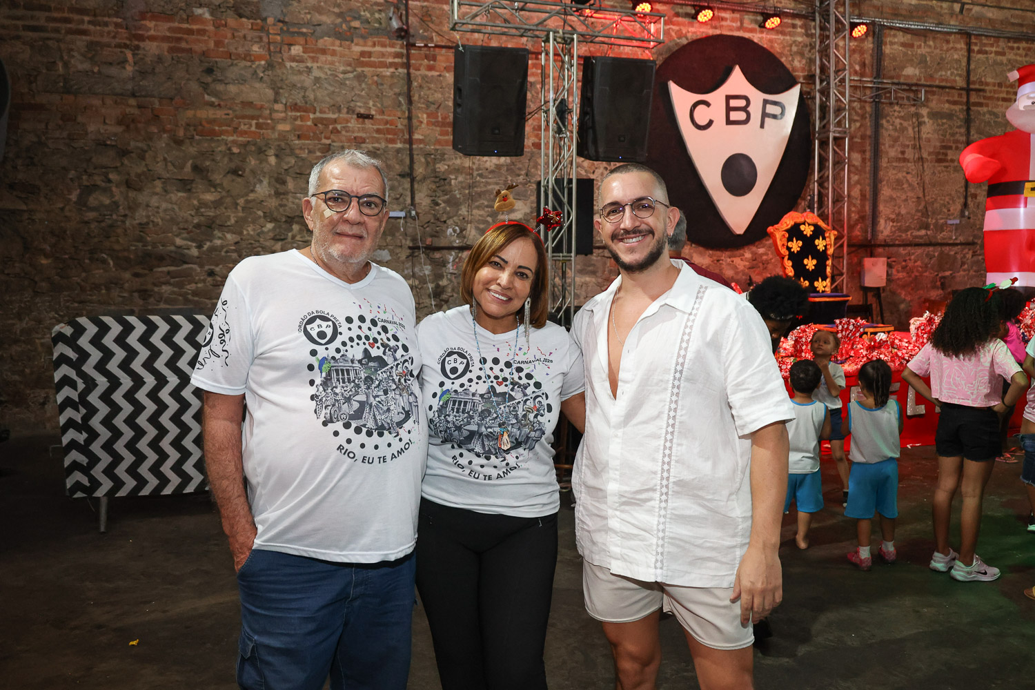 Entre o Natal e a folia, Cordão da Bola Preta mostra que solidariedade não tem data