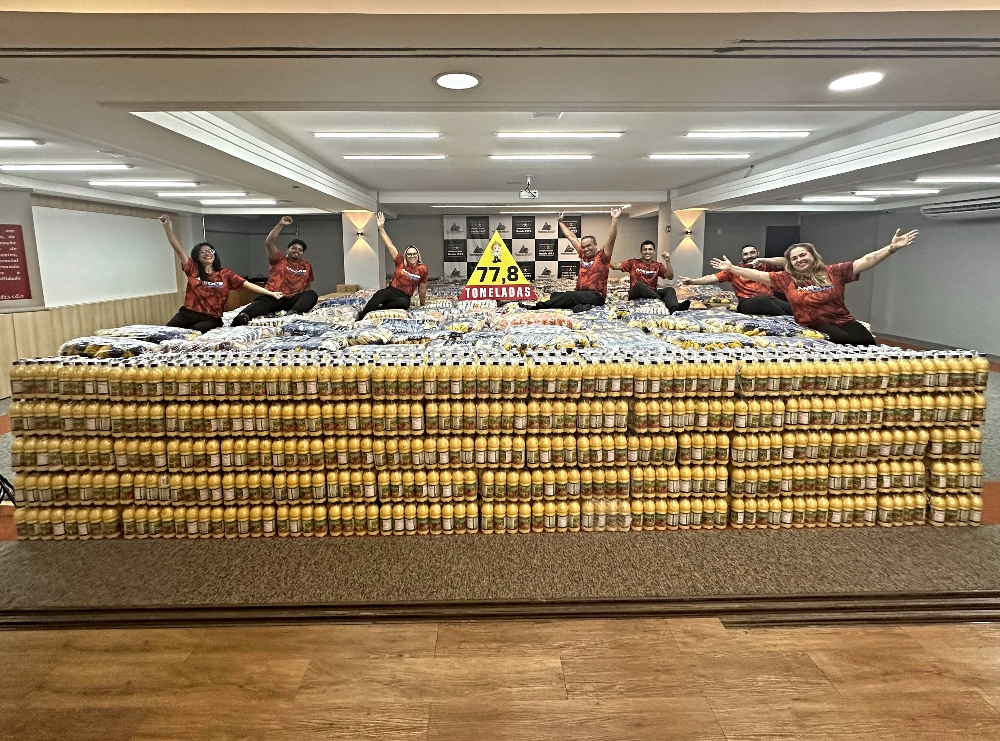 Amigos em Ação fecha 2025 entregando o total de 77,8 toneladas de alimentos