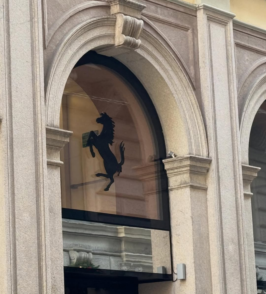 Dois Anos De Nós💥escolhemos A Itália Para Celebrar — E Começamos Por Milão, Onde História E Bel (12)