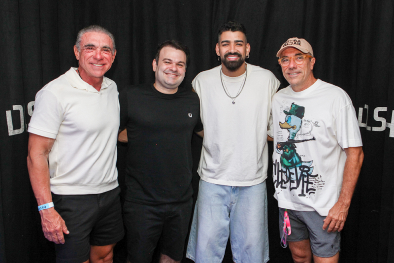 De Sol ao Samba movimenta o Iate Clube de Fortaleza com Dilsinho, Karenzinha e Tudo Fica Blue