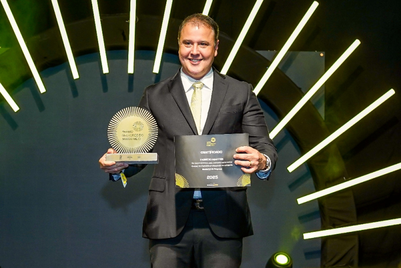 Unimed Fortaleza se destaca durante premiação, com dois gestores no Top 3