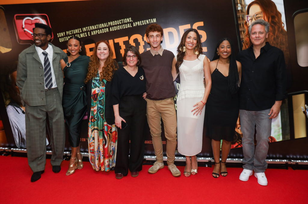 Elenco De Perfeitos Desconhecidos