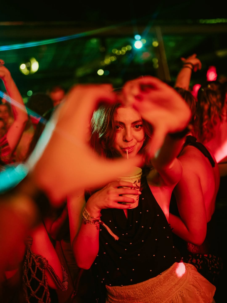 Em Um Caso De Amor Com Milagres! 💘