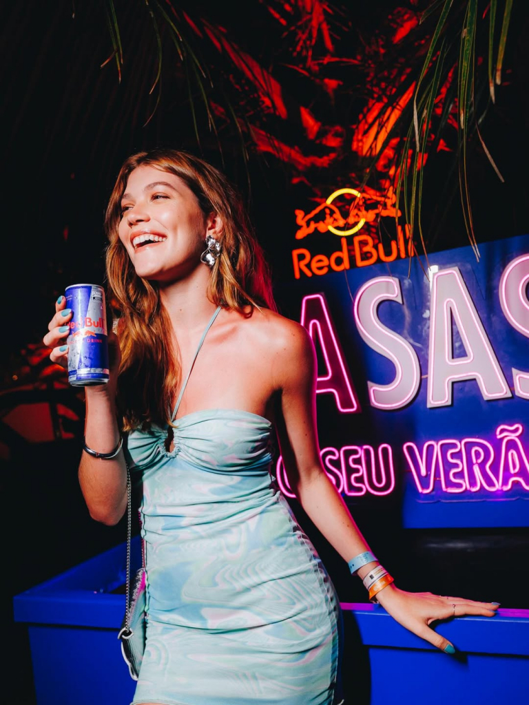 Energia Pra Gente Ir Além. ⚡️do Jeito Que A Noite De Hoje Pede! @redbullbr (3)