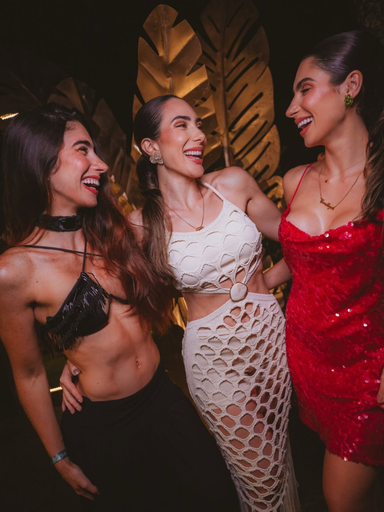 Entre Risadas, A Gente Se Encontra.between Laughs, We Find Ourselves.