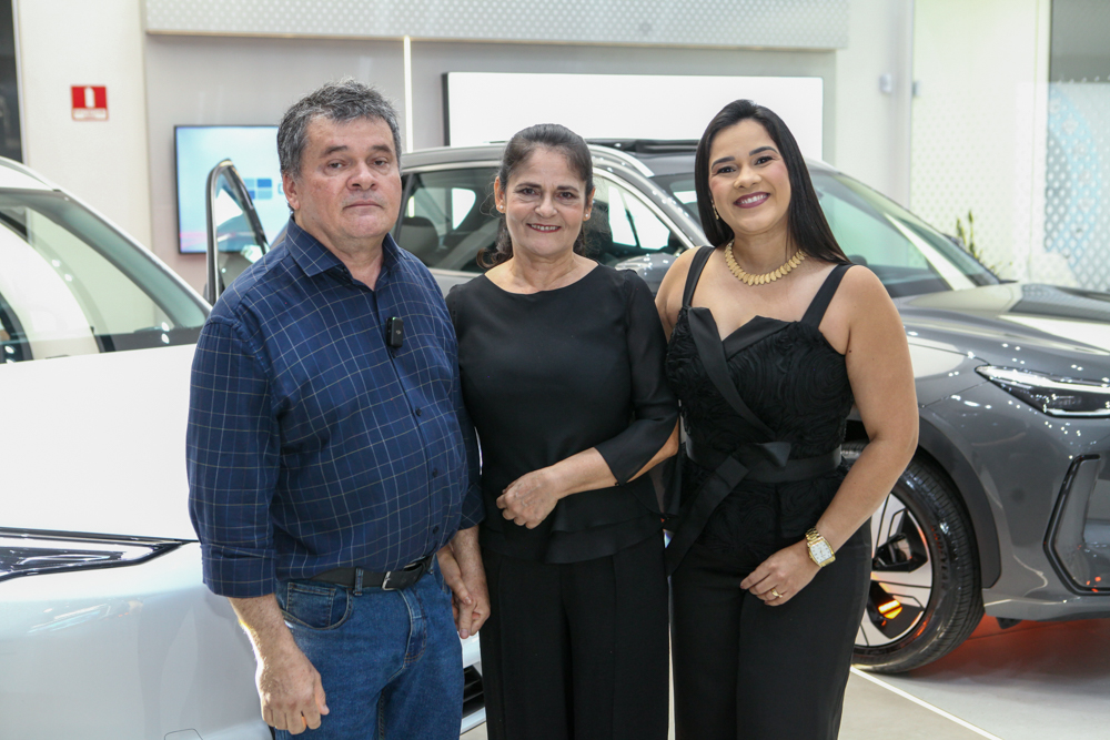 Eraldo Medeiros, Wilka Barroso E Renata Botelho (2)