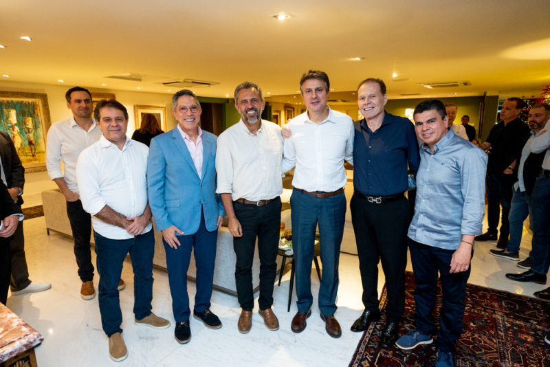 Evandro Leitao Santiago Chamorro Elmano De Freitas Camilo Santana Julio Ventura E Chagas Vieira 2