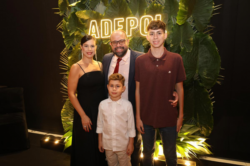 Fabiana, Paulo Felix, Davi E Heitor