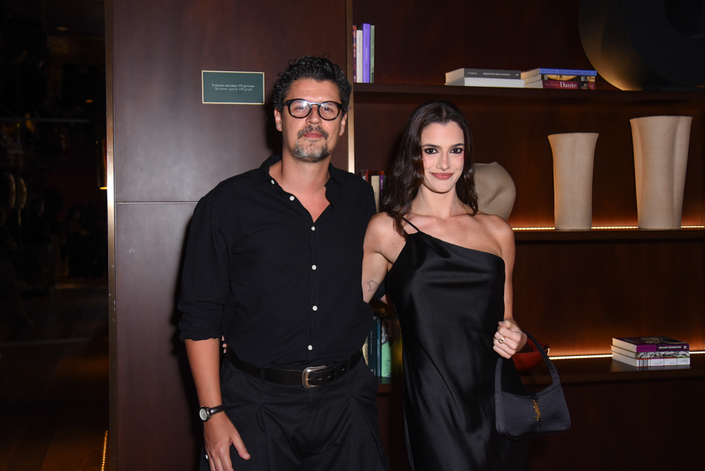 Felipe Solari E Namorada 413