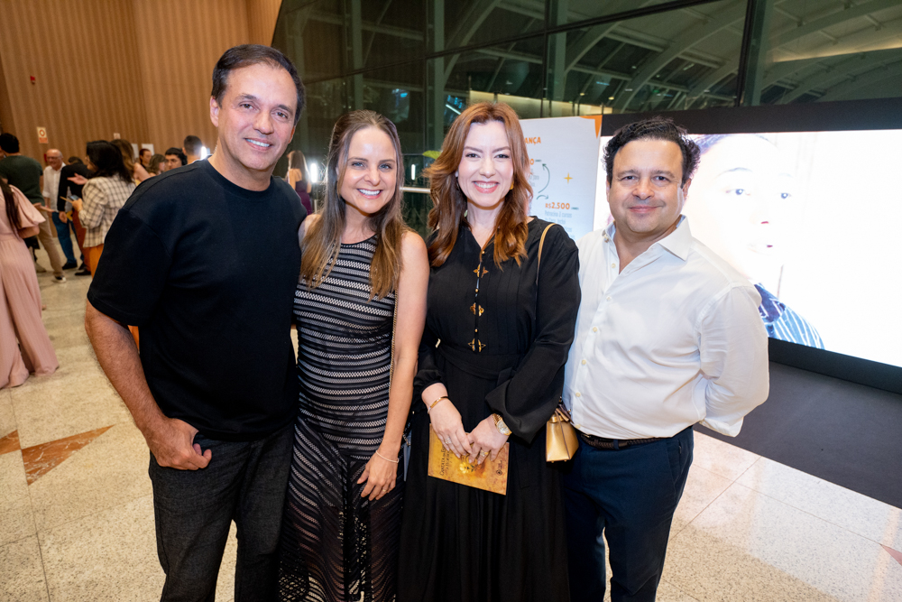 Fernando Novais, Ana Virginia Furlani, Aline Barroso E Igor Queiroz Barroso