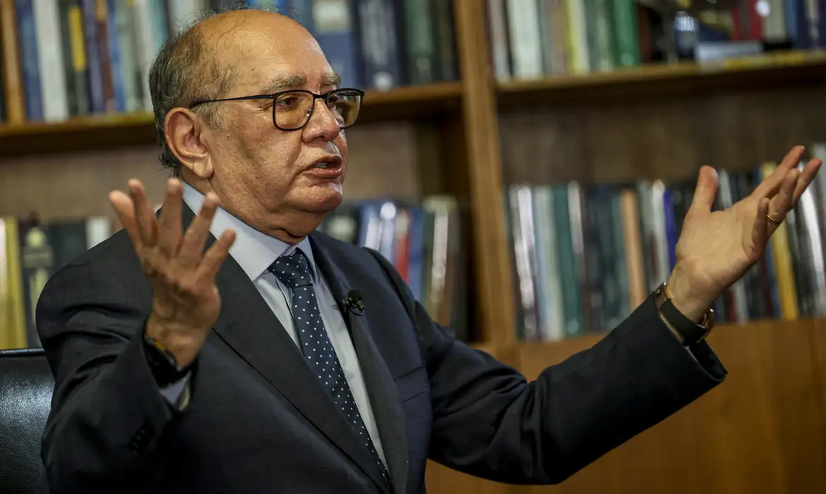 Gilmar Mendes mantém decisão que limita à PGR pedidos de impeachment de ministros