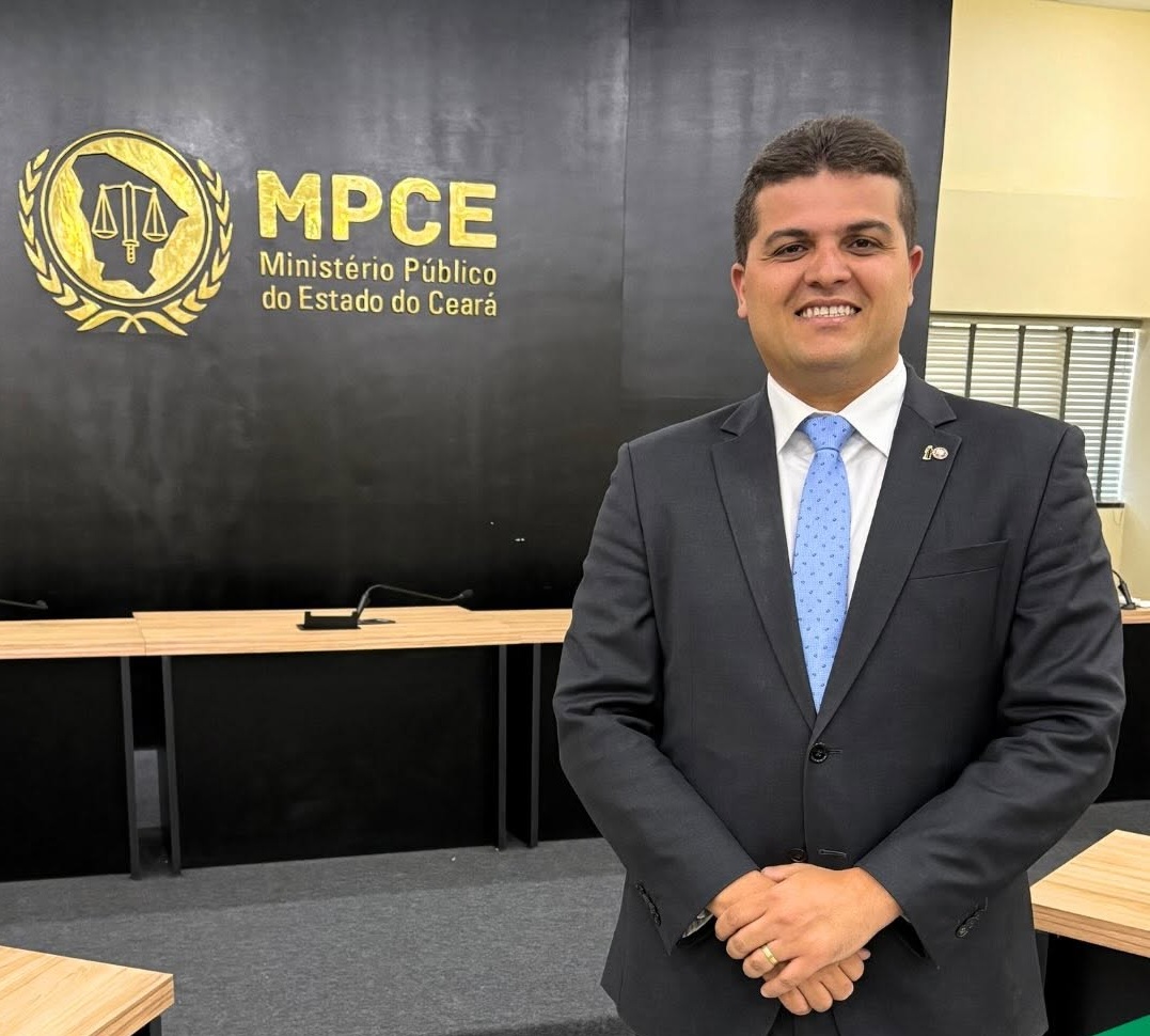Governador do Ceará nomeia Herbet Gonçalves Santos para comando do MPCE