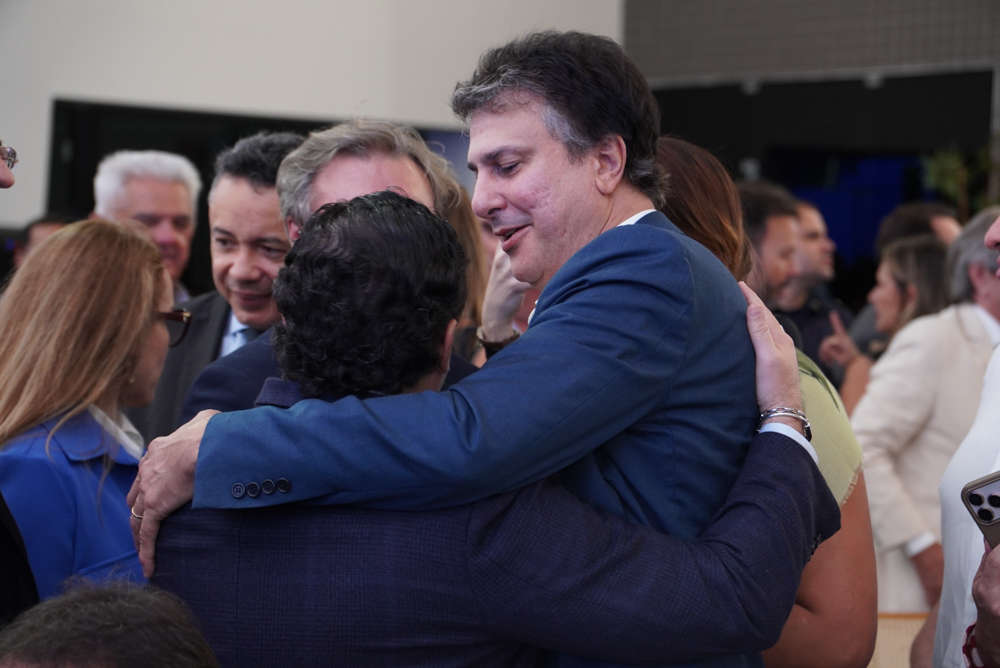 Igor Queiroz Barroso E Camilo Santana