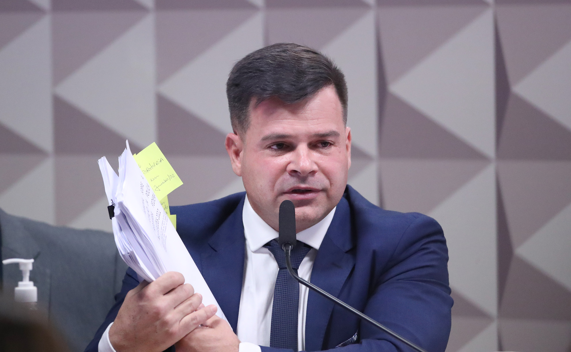 Supremo decreta prisão preventiva de ex-chefe da PRF detido no Paraguai