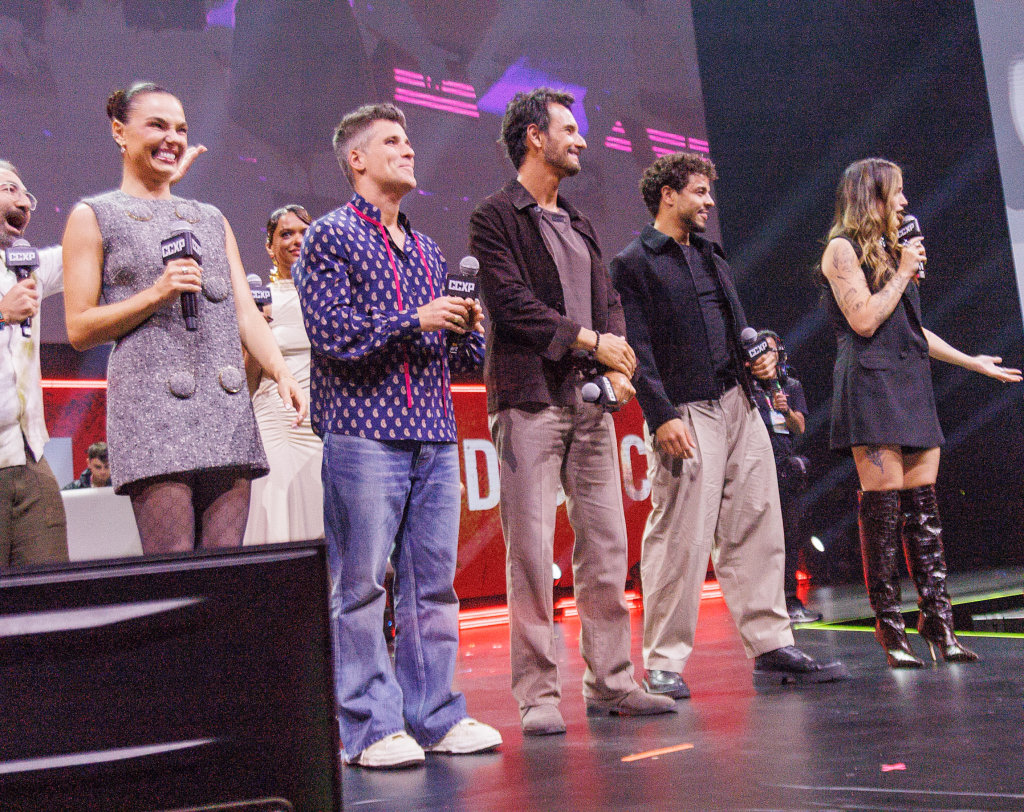 Isis Valverde, Bruno Gagliasso E Rodrigo Santoro