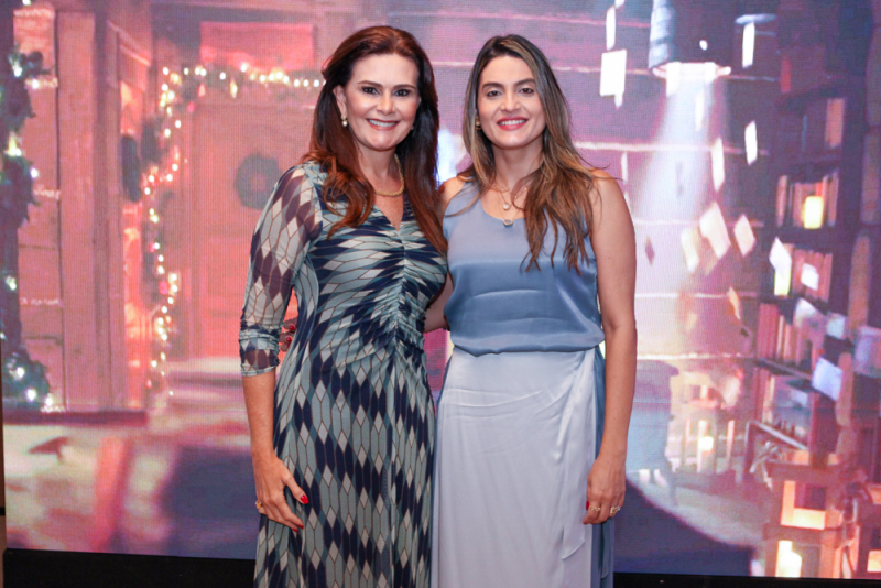 Trabalho reconhecido - Eduardo Bismarck é agraciado com o Troféu Habib Ary pela ABIH-CE