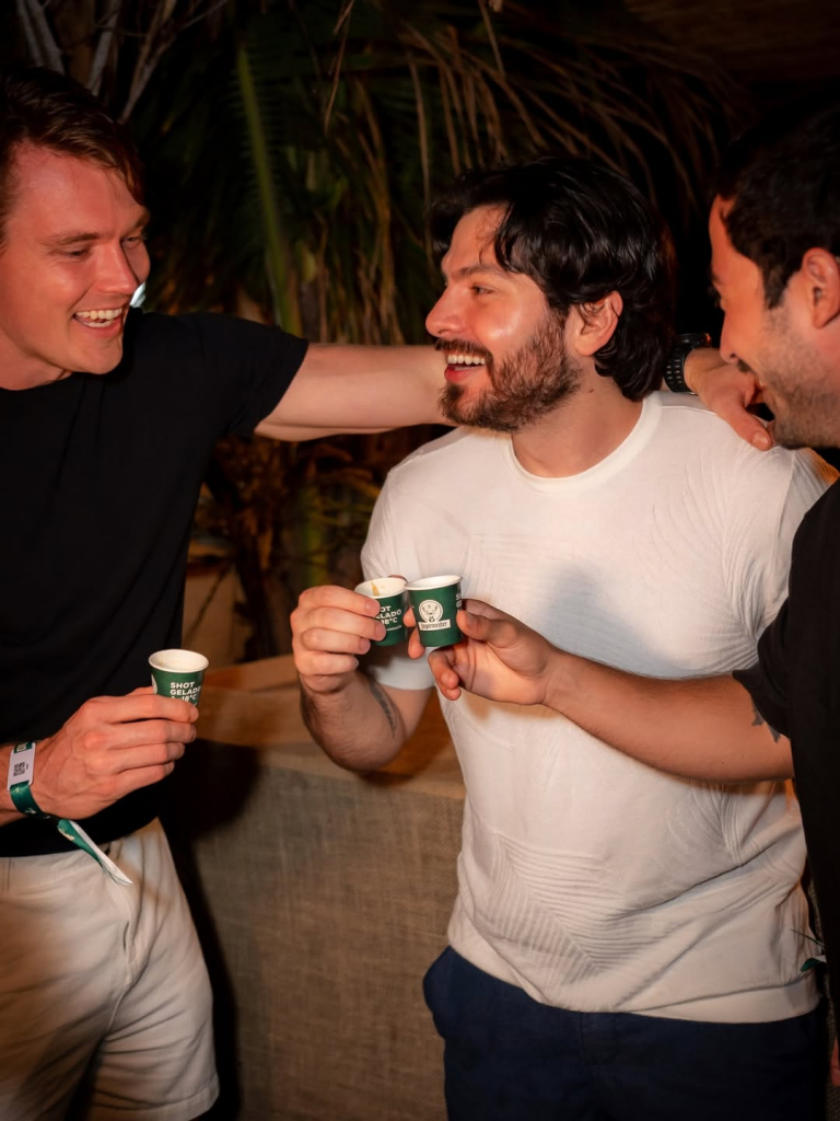 @jagermeister Br Beba Com Moderação. Proibido Para Menores 18 Anos. (4)