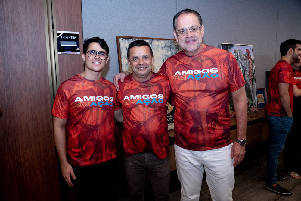 João Arthur E Germano Albuquerque, E André Alencar