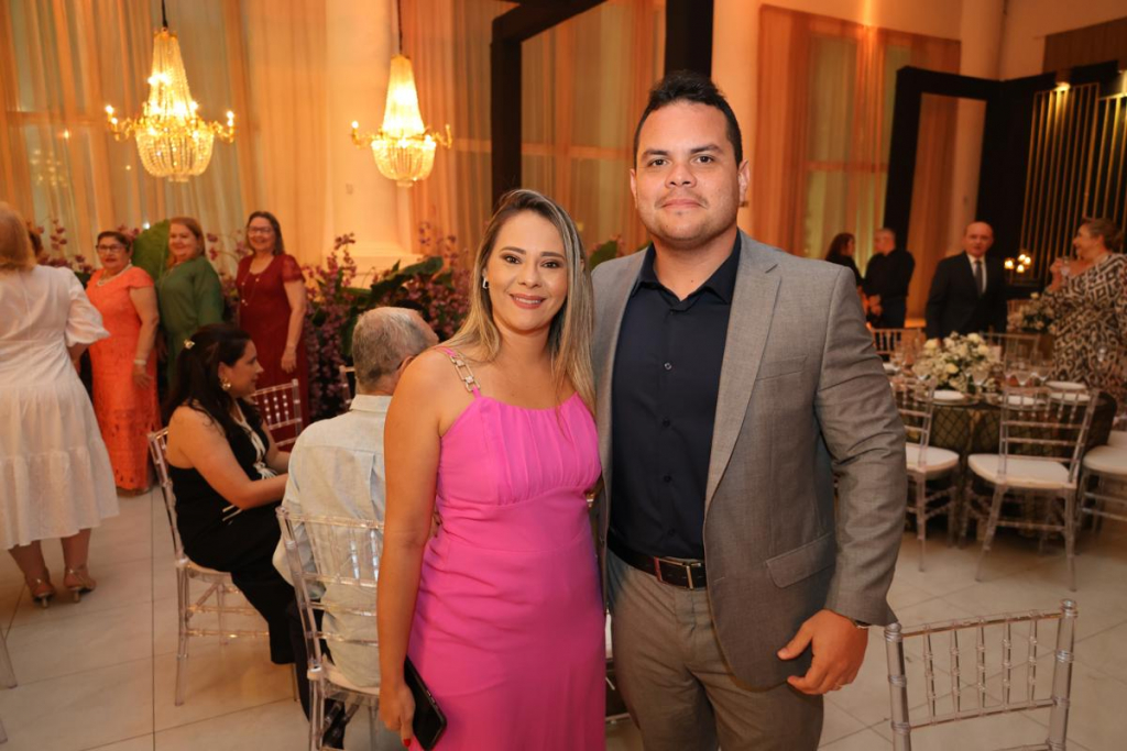 Karol Falcão E Alisson Gomes