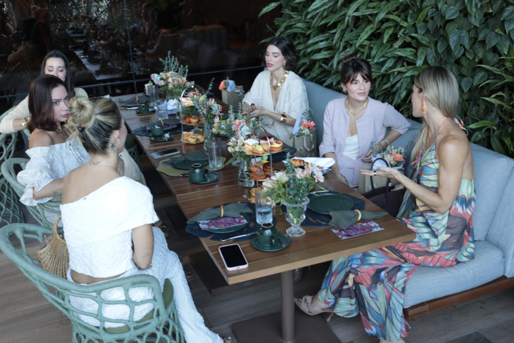 Lançamento Da Coleção Da Meio Tom Em Collab Com Bruna Waleska