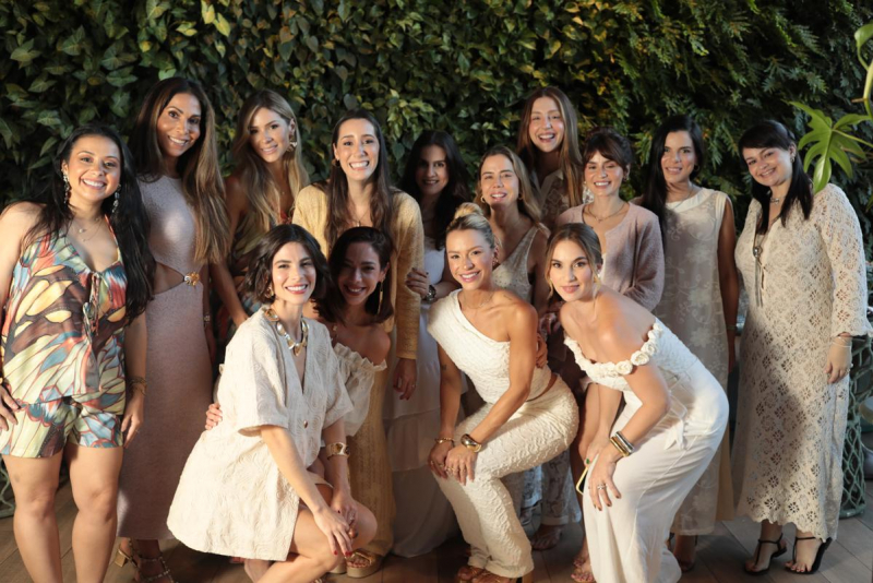 Chá da tarde no Gran Marquise marca lançamento da Papillon, collab da Meio Tom com Bruna Waleska