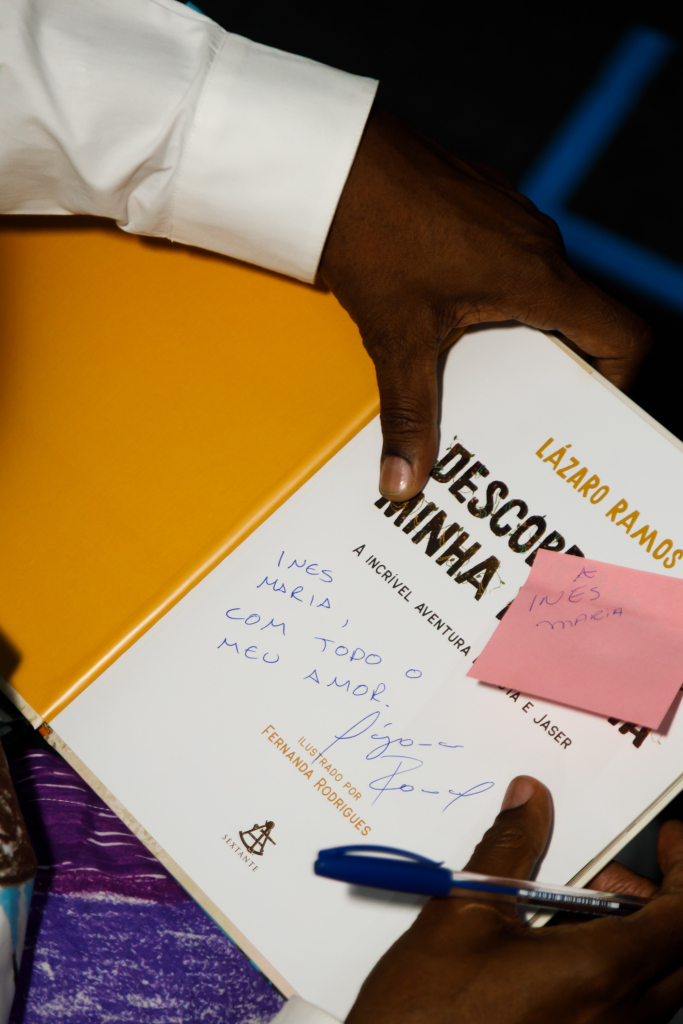 Lançamento De Livro