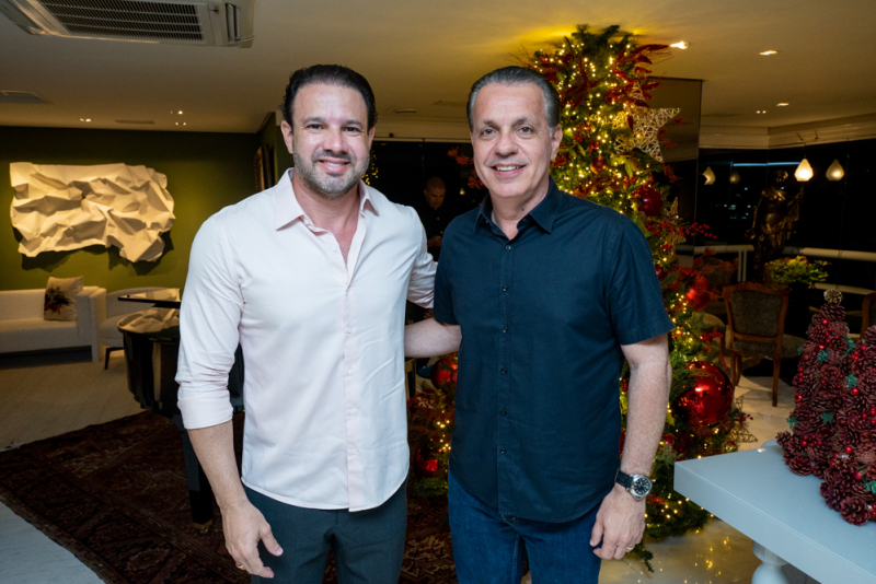 Jantar estratégico - Senador Julio Ventura recebe lideranças da GM e da Comexport em seu endereço na Beira-Mar