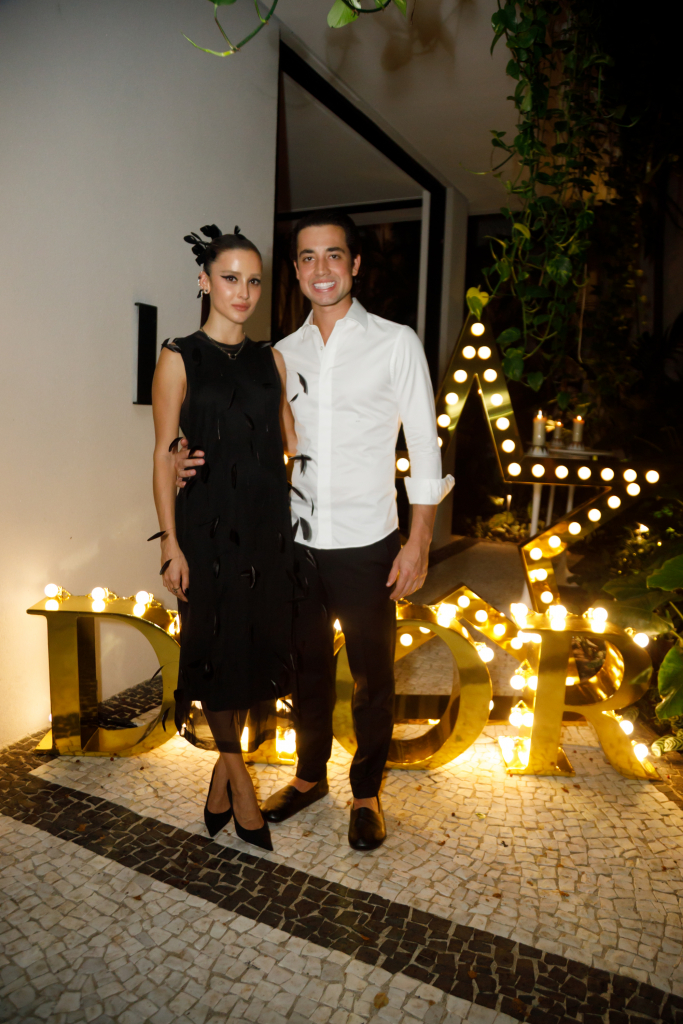 Livia Nunes E Adibinho Marques