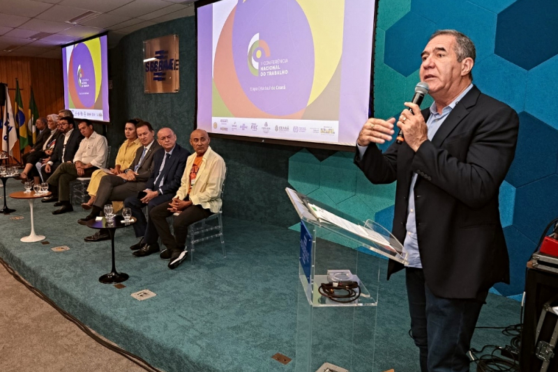 Luiz Gastão participa de debate sobre o futuro das relações trabalhistas no Ceará