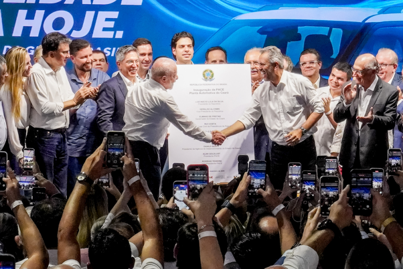 Luiz Inácio Lula Da Silva E Elmano De Freitas