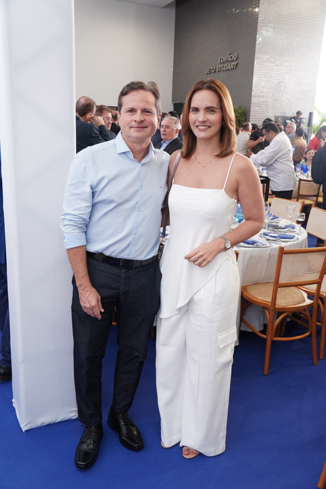 Marcos André Borges E Carla Borges