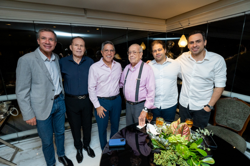 Jantar estratégico - Senador Julio Ventura recebe lideranças da GM e da Comexport em seu endereço na Beira-Mar