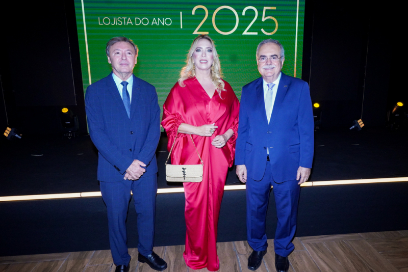 Cena empresarial - Maurício Filizola toma posse como presidente da CDL de Fortaleza e Ana Luiza Ximenes é eleita Lojista do Ano em noite prestigiada no La Maison