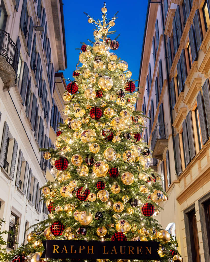 Ralph Lauren Ilumina O Natal Em Milão ✨a Estrela Indiscutível Do Natal 2025 Da Ralph Lauren é A