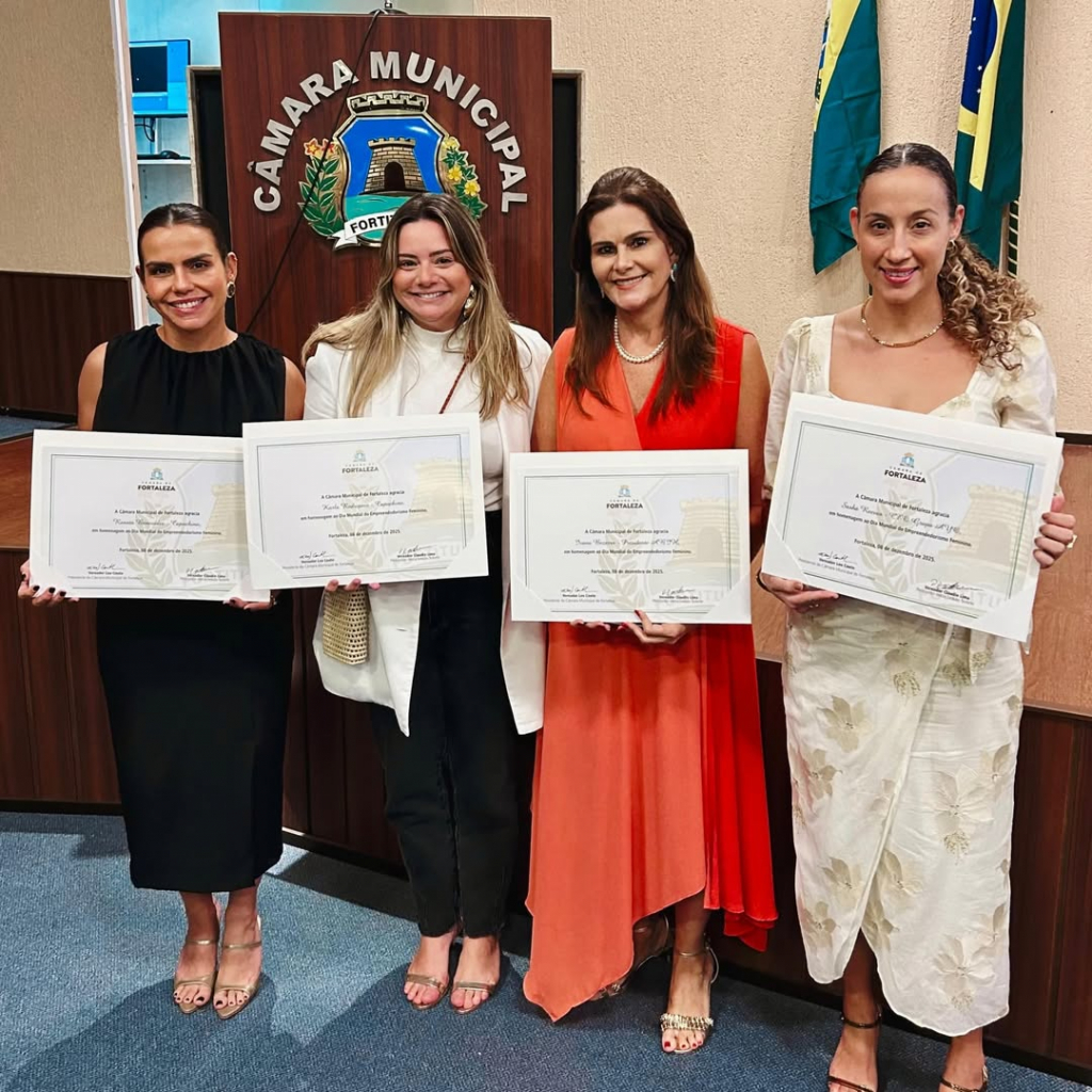 Receber Ontem Uma Homenagem Na Câmara Municipal De Fortaleza, Pelo Dia Mundial Do Empreendedoris (3)