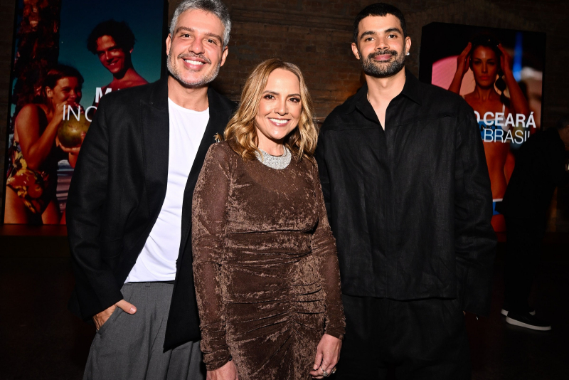 Beachwear Chic - Água de Coco celebra 40 anos ao lado de famosos na Pinacoteca de São Paulo