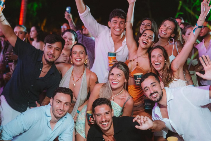 Na Bahia - Réveillon Destino movimenta Itacimirim com shows de Henrique & Juliano, Nattan, Ferrugem e Vintage Culture