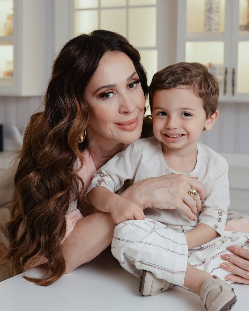 Roubou A Cena! 🎁 Na Manhã Dessa Quarta, 24, Claudia Raia (@claudiaraia) E Jarbas Homem De Mello (2)