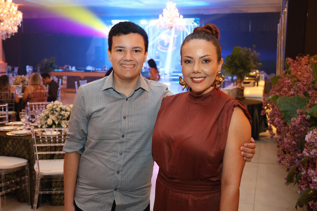 Samuel E Mariany Araújo