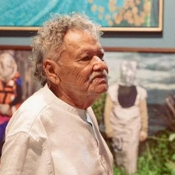 Mostra em Fortaleza destaca a reinvenção constante de Zé Tarcísio ao longo de 60 anos de carreira