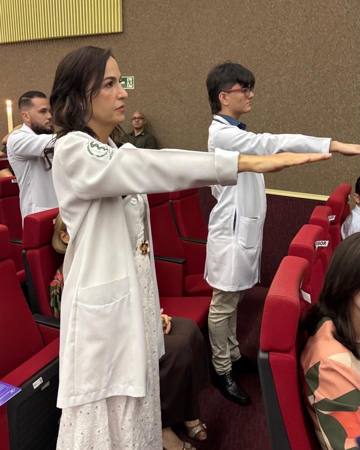 Saveclip.app 589917376 18538756819031882 1744384011865759438 N