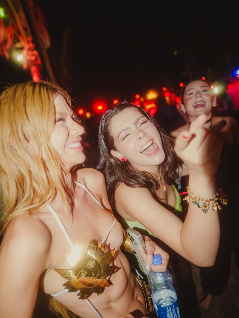 Saveclip.app 608399831 18083333018273430 2349328192747524543 N